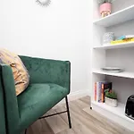 Chapel Apartment 3 By Mgroupsa